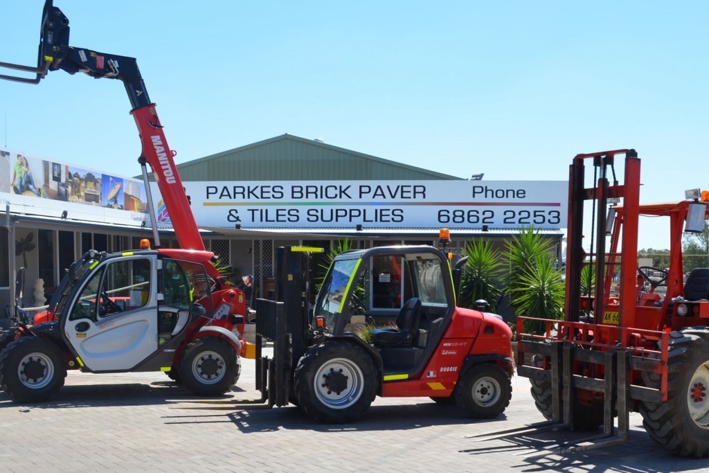 Forklift & Tilt Tray Hire