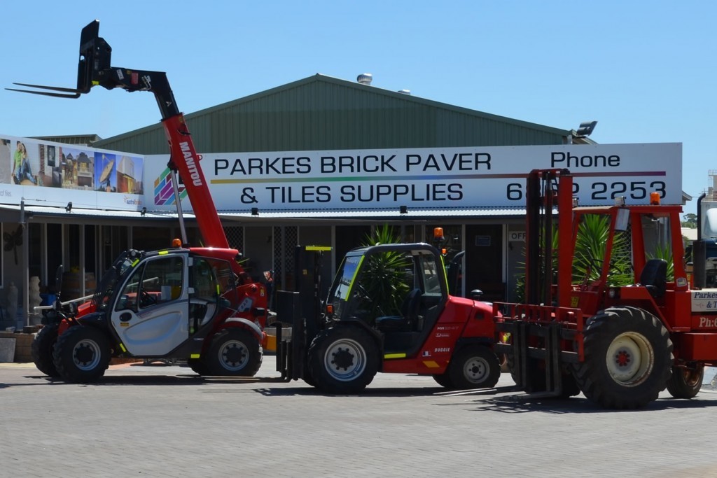 Forklift & Tilt Tray Hire